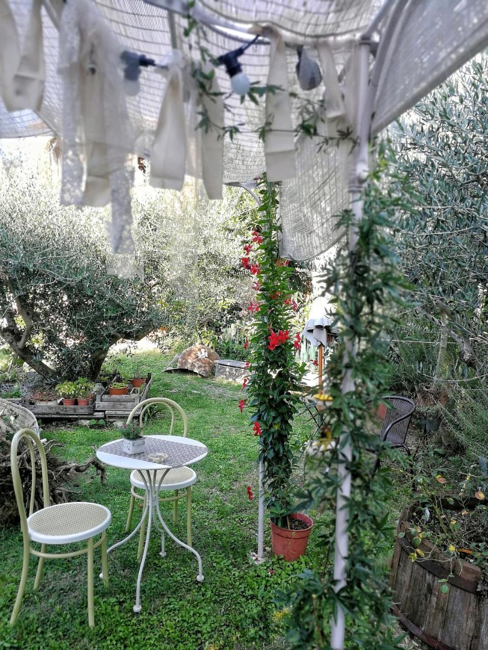 Bed and Breakfast Il Giardino Dei Frati Roncofreddo Exterior foto