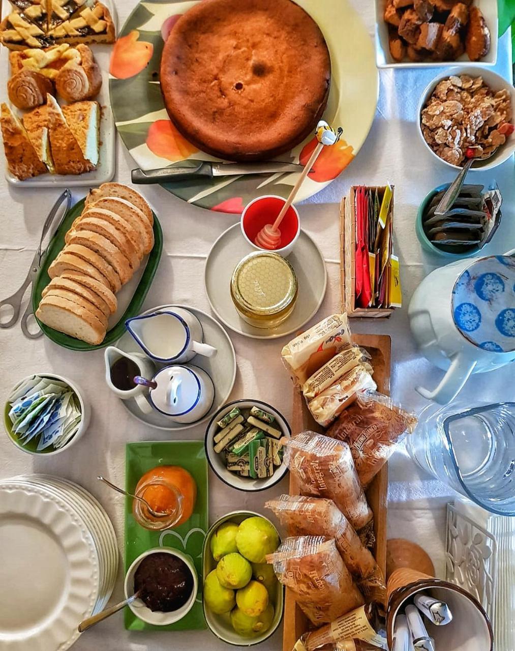 Bed and Breakfast Il Giardino Dei Frati Roncofreddo Exterior foto
