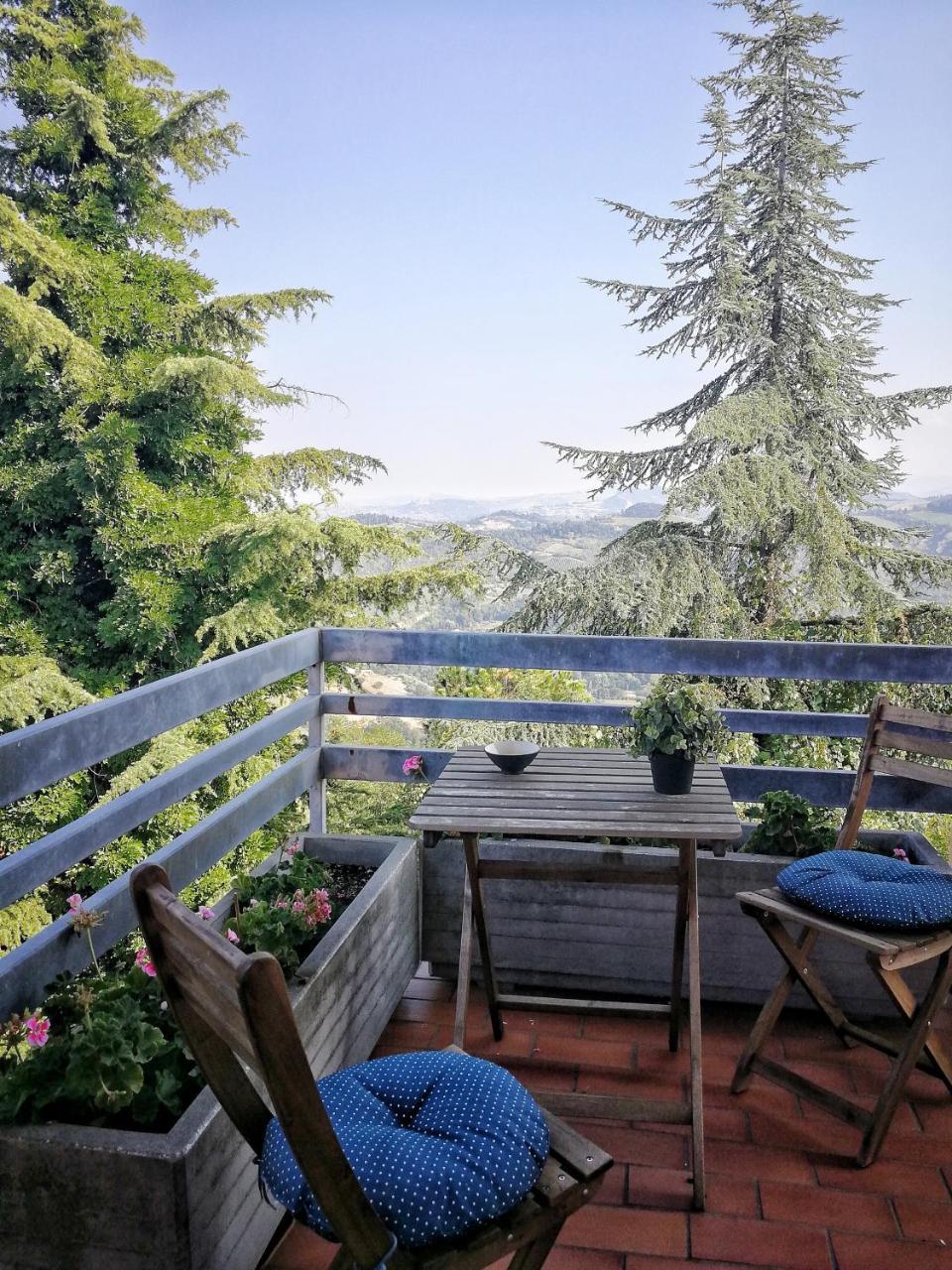 Bed and Breakfast Il Giardino Dei Frati Roncofreddo Exterior foto
